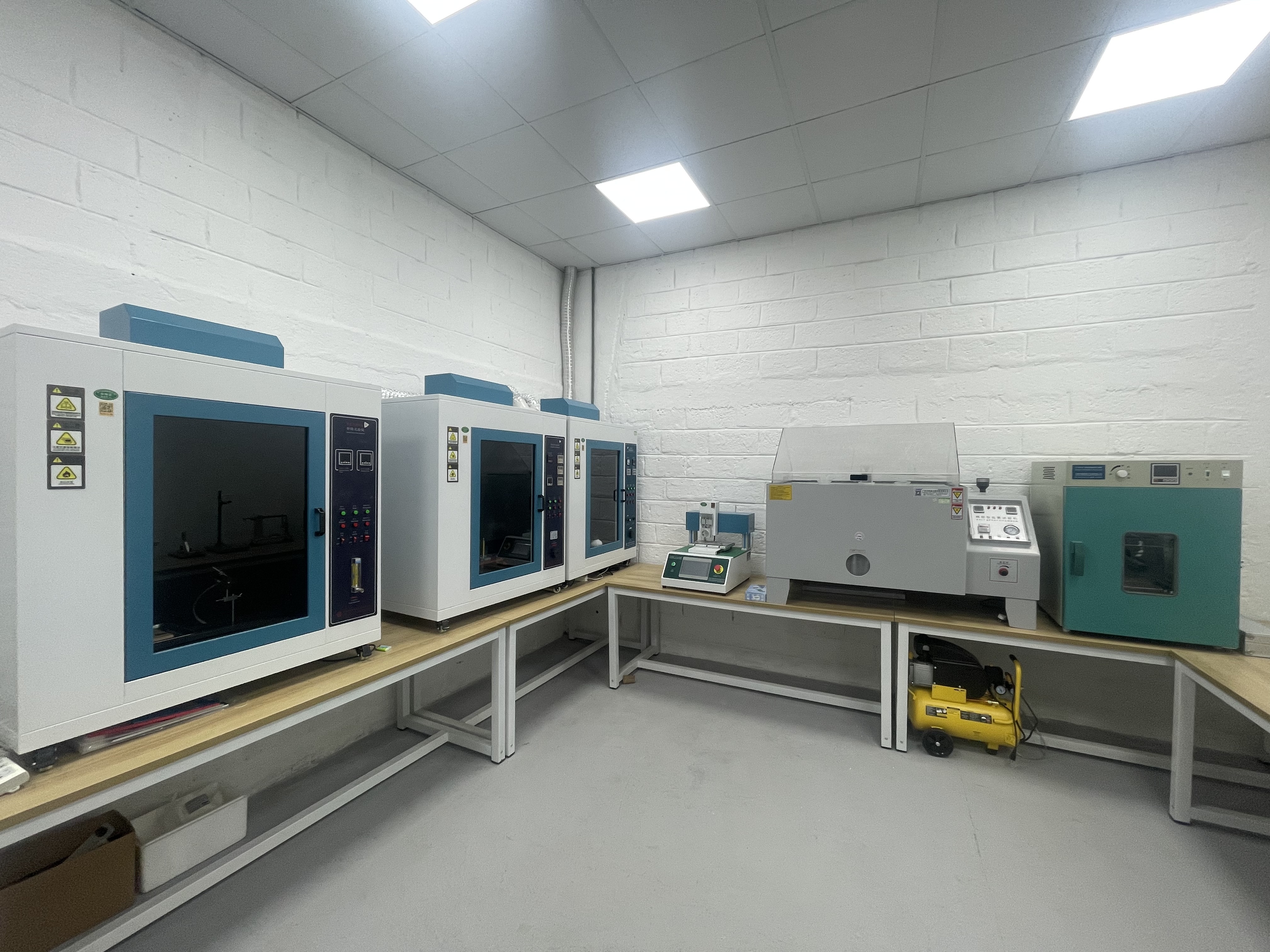 Testing equipment arranged in the GCL LATAM laboratory in Quito